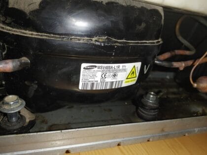 lốc samsung cũ chuẩn bị được thay