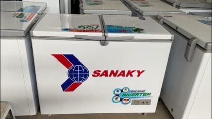 số lượng lớn tủ mát lấy vật tư sửa chữa